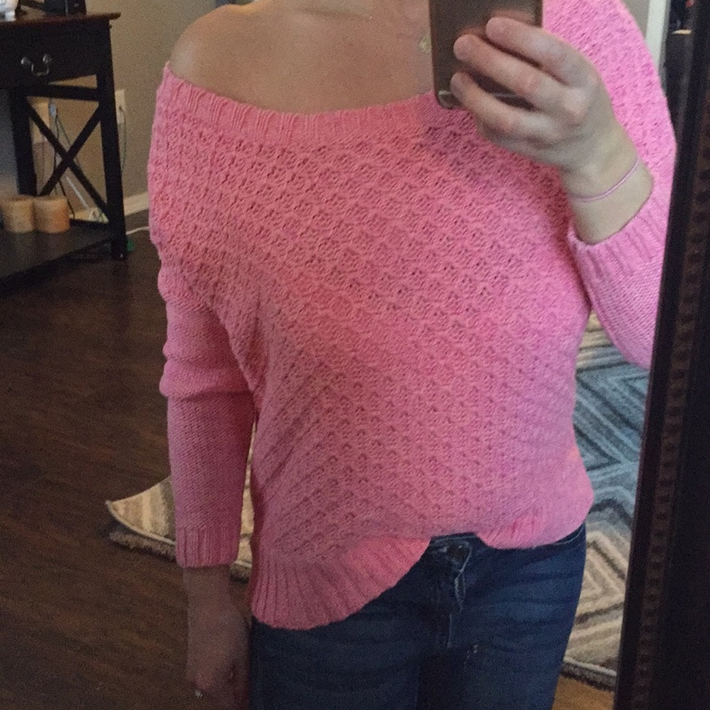 Off Shoulder Sweater - Picture 4 of 4